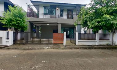 For sale 4 bedrooms house in San Kamphaeng, Chiang Mai