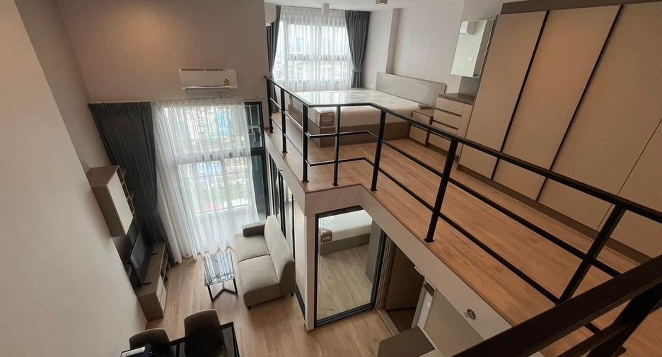 For rent 2 bedrooms condo in Huai Khwang, Bangkok