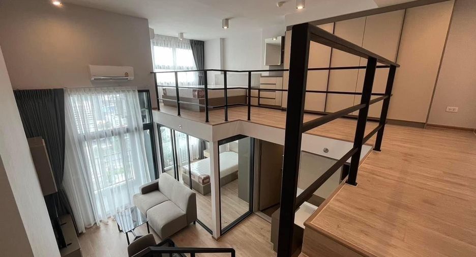 For rent 2 bedrooms condo in Huai Khwang, Bangkok