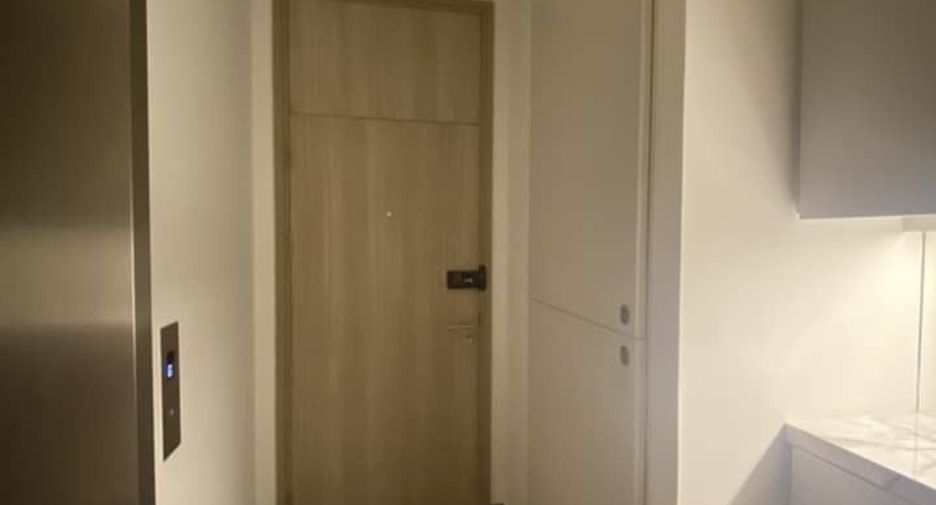 For rent 1 bed condo in Pathum Wan, Bangkok
