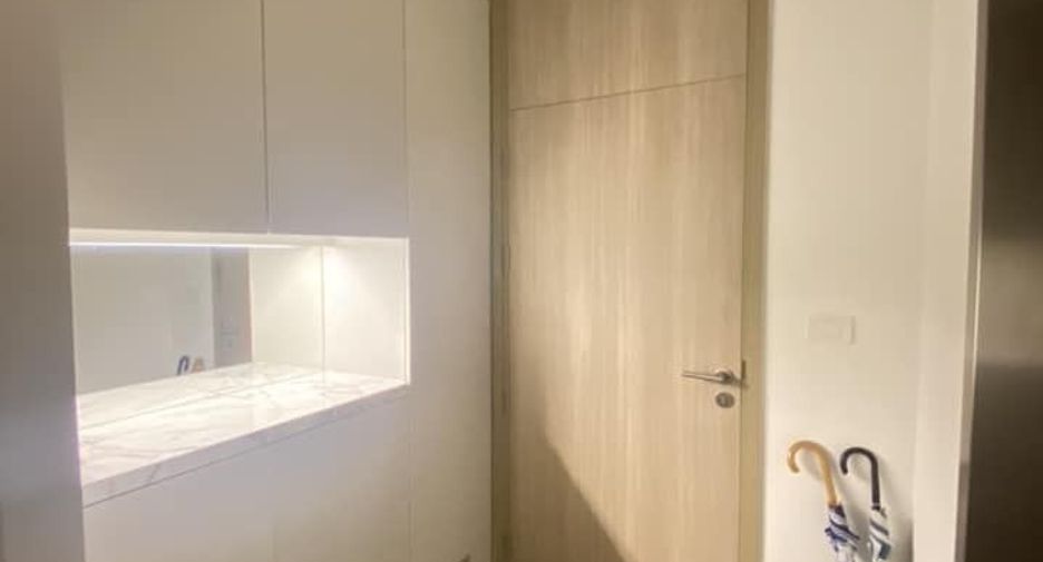 For rent 1 bed condo in Pathum Wan, Bangkok
