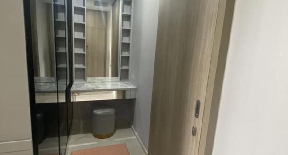 For rent 1 bed condo in Pathum Wan, Bangkok