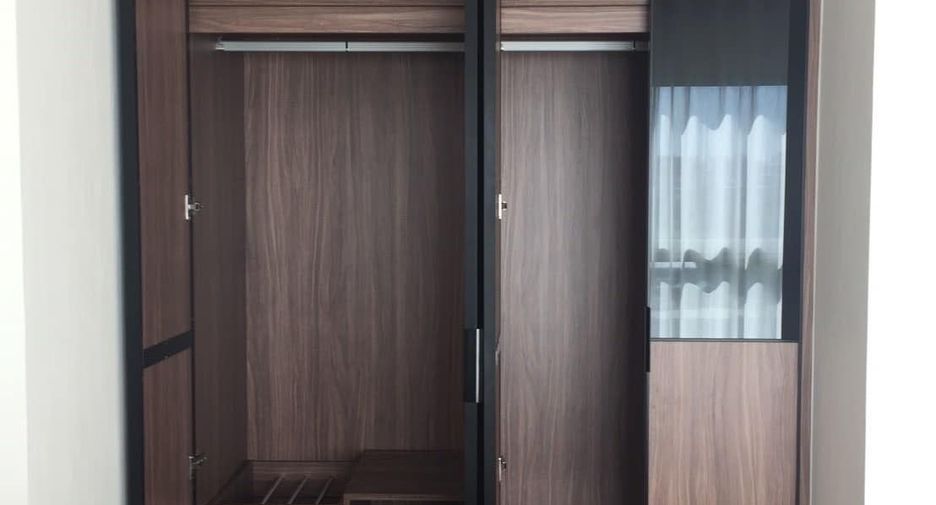For rent 1 bed condo in Huai Khwang, Bangkok