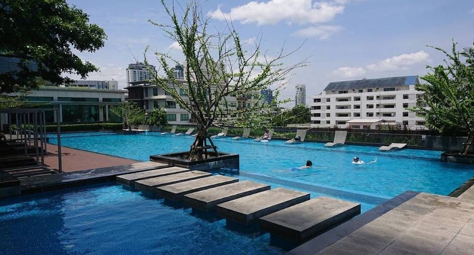 For rent 2 ベッドルーム condo in Khlong Toei, Bangkok