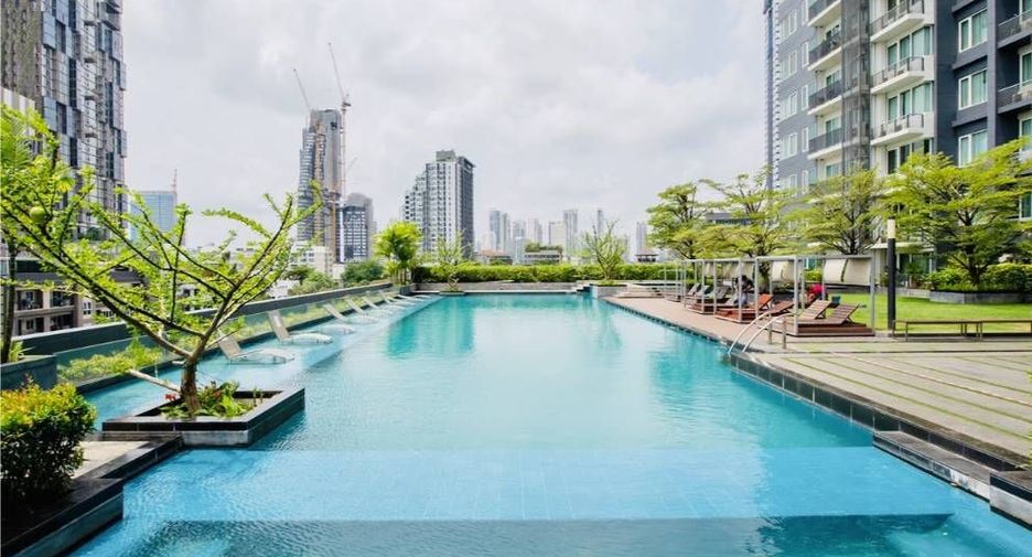 For rent 2 ベッドルーム condo in Khlong Toei, Bangkok