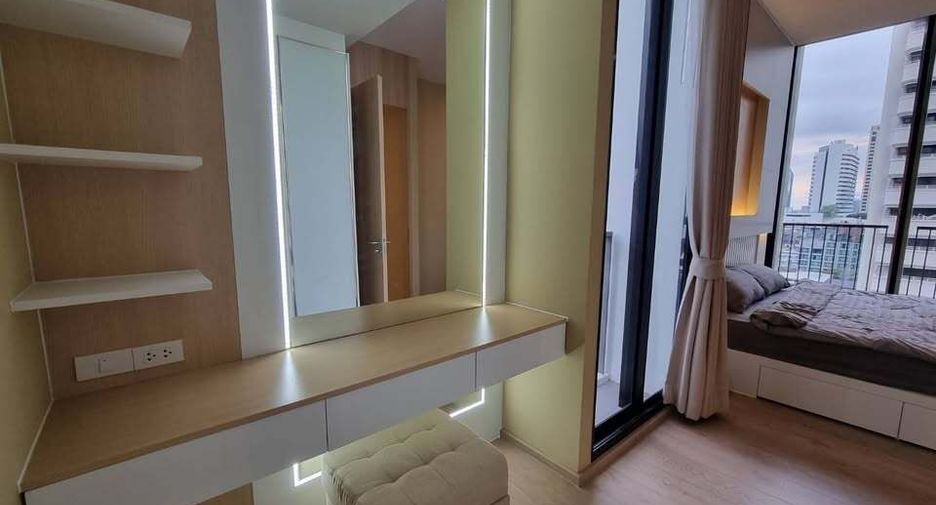 For rent 1 bed condo in Watthana, Bangkok