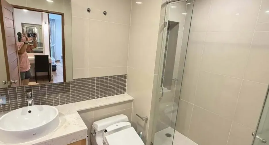 For rent 2 bedrooms condo in Watthana, Bangkok