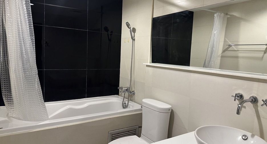 For rent 1 bed condo in Khlong Toei, Bangkok