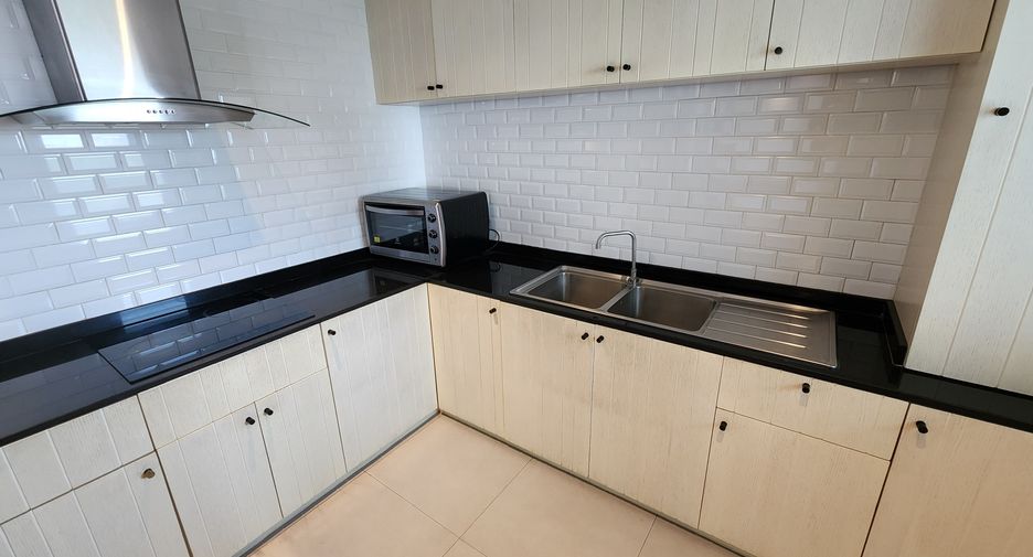 Apartment zur Miete mit 3 Zimmer in Watthana, Bangkok