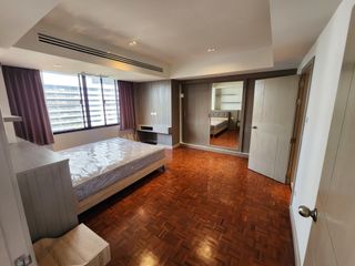 À louer 3 chambres appartement à Watthana, Bangkok