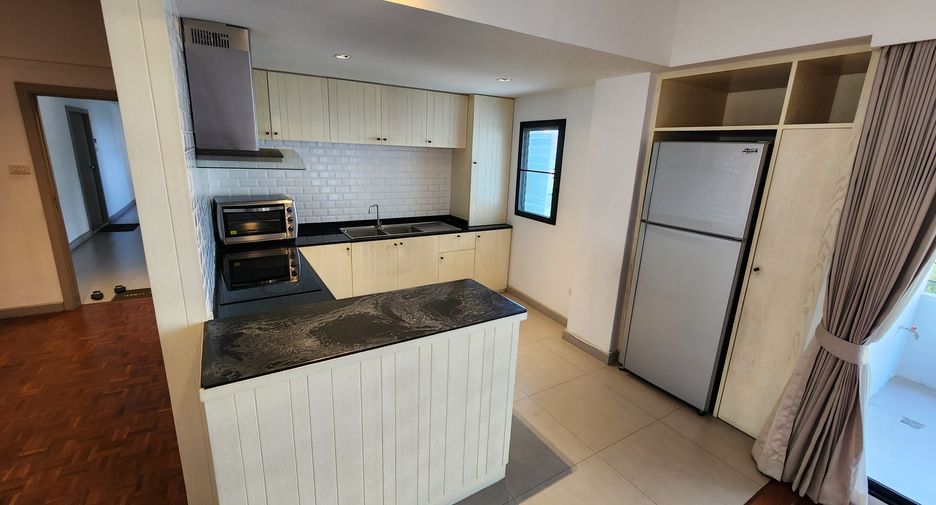 Apartment zur Miete mit 3 Zimmer in Watthana, Bangkok