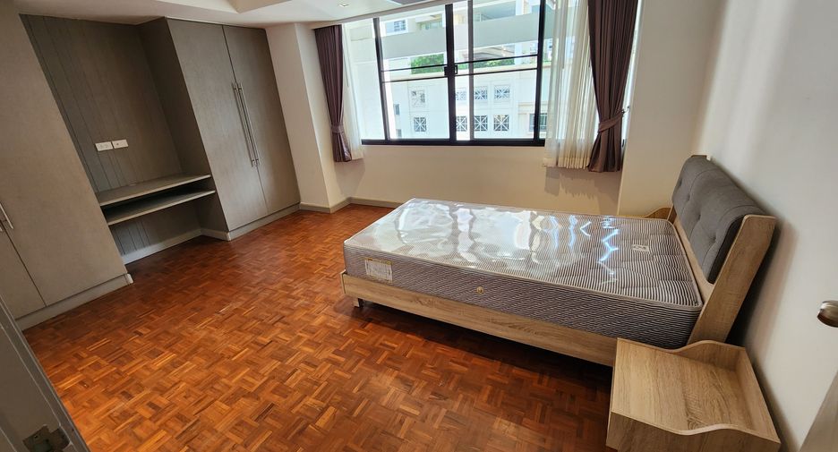 Apartment zur Miete mit 3 Zimmer in Watthana, Bangkok