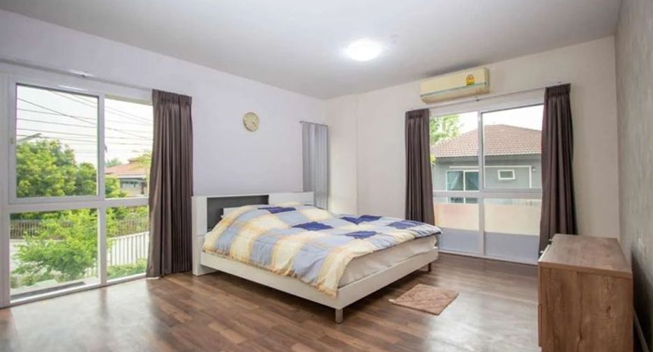 For rent 3 bedrooms house in Mueang Chiang Mai, Chiang Mai