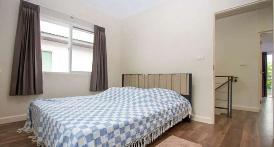 For rent 3 bedrooms house in Mueang Chiang Mai, Chiang Mai