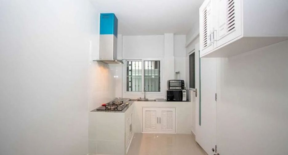 For rent 3 bedrooms house in Mueang Chiang Mai, Chiang Mai