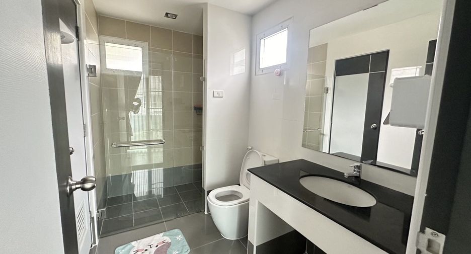 For rent 3 bedrooms house in Doi Saket, Chiang Mai