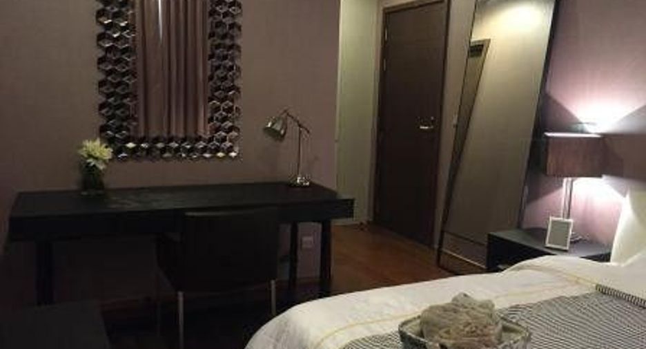 For rent 2 bedrooms condo in Watthana, Bangkok