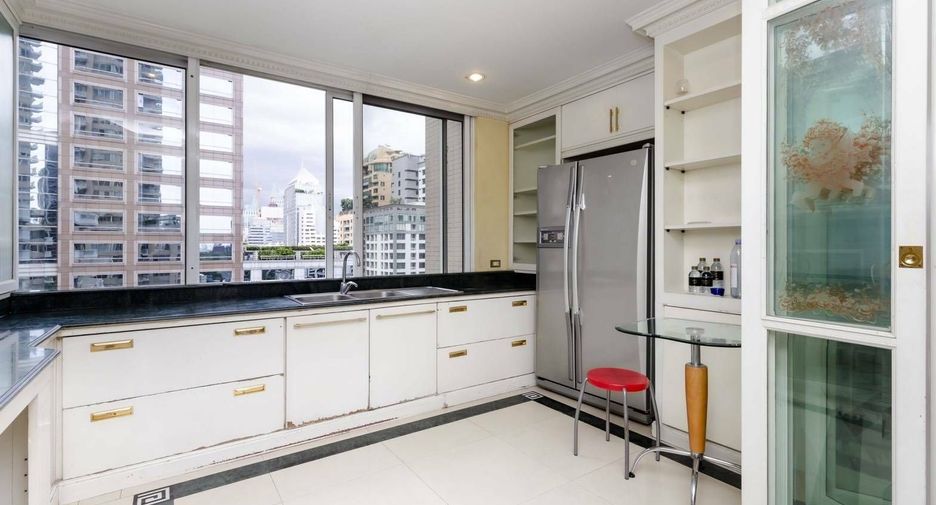 Condo en alquiler de 2 habitaciones en Pathum Wan, Bangkok
