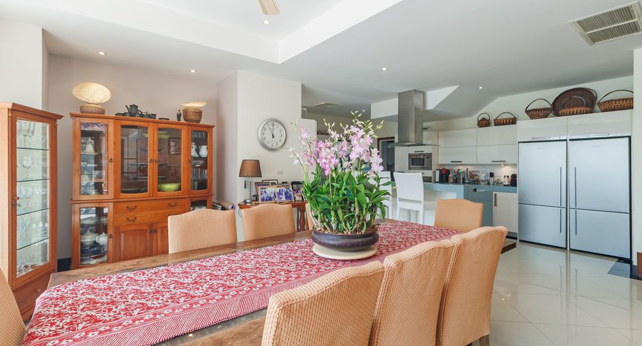 For rent 5 bedrooms villa in Thalang, Phuket