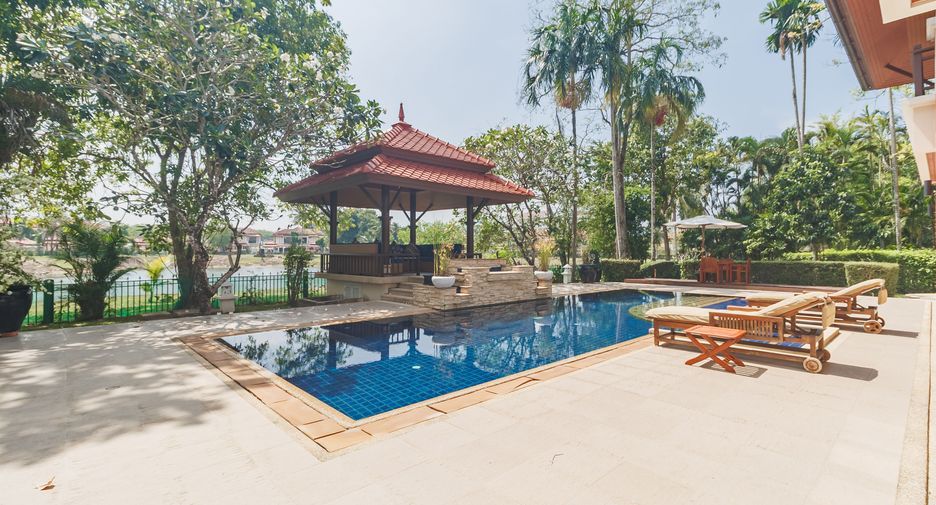 For rent 5 bedrooms villa in Thalang, Phuket