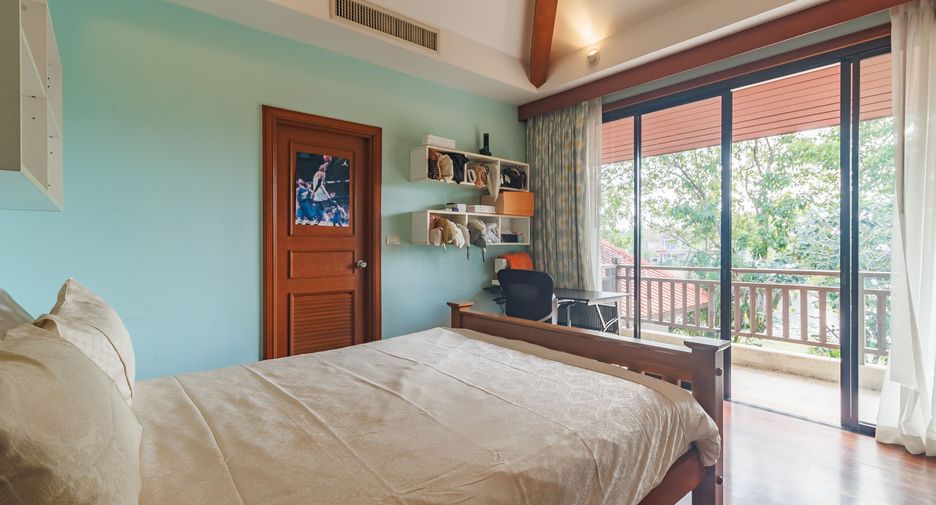 For rent 5 bedrooms villa in Thalang, Phuket