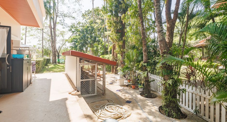 For rent 5 bedrooms villa in Thalang, Phuket