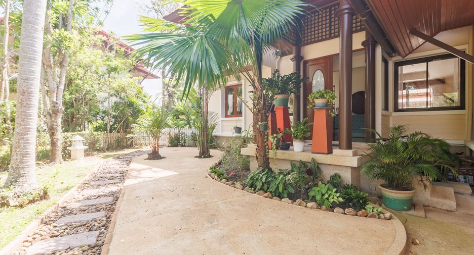 For rent 5 bedrooms villa in Thalang, Phuket