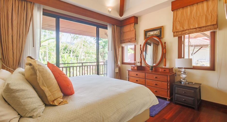For rent 5 bedrooms villa in Thalang, Phuket