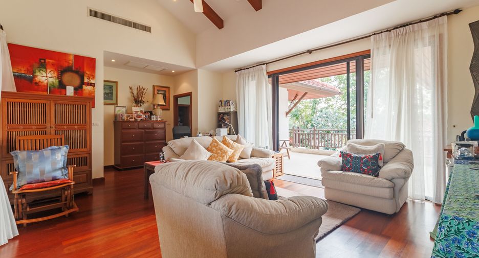 For rent 5 bedrooms villa in Thalang, Phuket