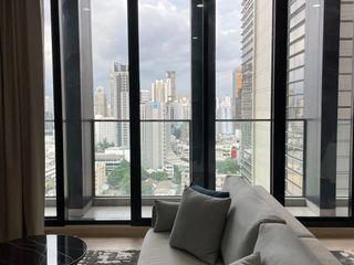 For rent 2 bedrooms condo in Pathum Wan, Bangkok