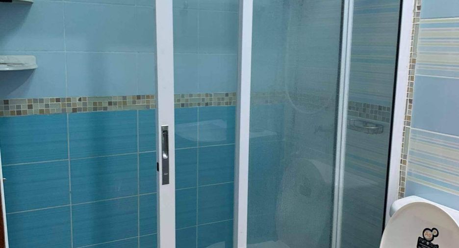 Reihenhaus zum Kauf mit 2 Zimmer in Mueang Chiang Mai, Chiang Mai