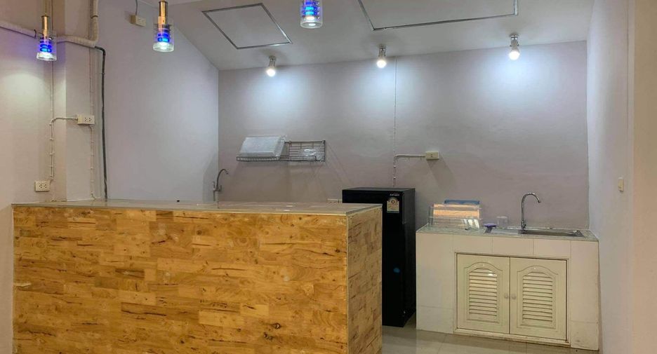 Reihenhaus zum Kauf mit 2 Zimmer in Mueang Chiang Mai, Chiang Mai