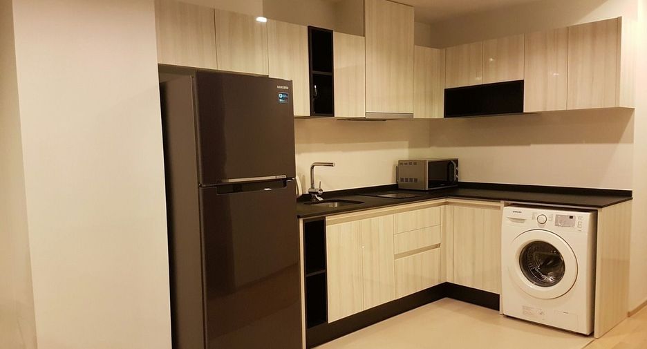 ขาย 2 ห้องนอน คอนโด ใน วัฒนา, กรุงเทพฯ
