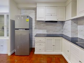 Apartment zur Miete mit 2 Zimmer in Khlong Toei, Bangkok