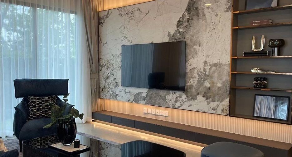Casa en alquiler de 4 habitaciones en Bang Phli, Samut Prakan