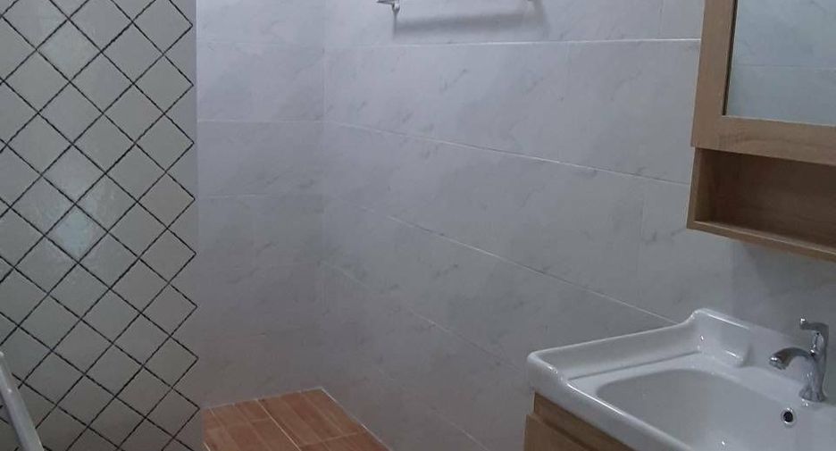 Продажа 3 спальни дом в Ханг Донг, Чианг Маи
