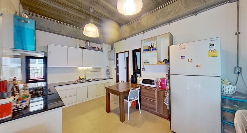 Haus zum Kauf mit 3 Zimmer in Mueang Chiang Mai, Chiang Mai