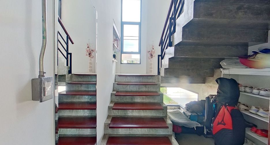 Haus zum Kauf mit 3 Zimmer in Mueang Chiang Mai, Chiang Mai