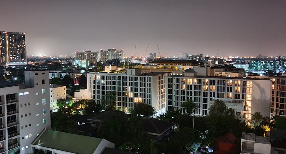 Wohnung zum Kauf mit 2 Zimmer in Phra Khanong, Bangkok
