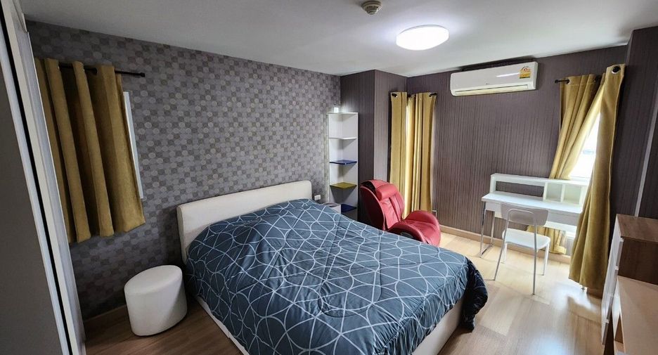 For sale 2 bedrooms condo in Phra Khanong, Bangkok