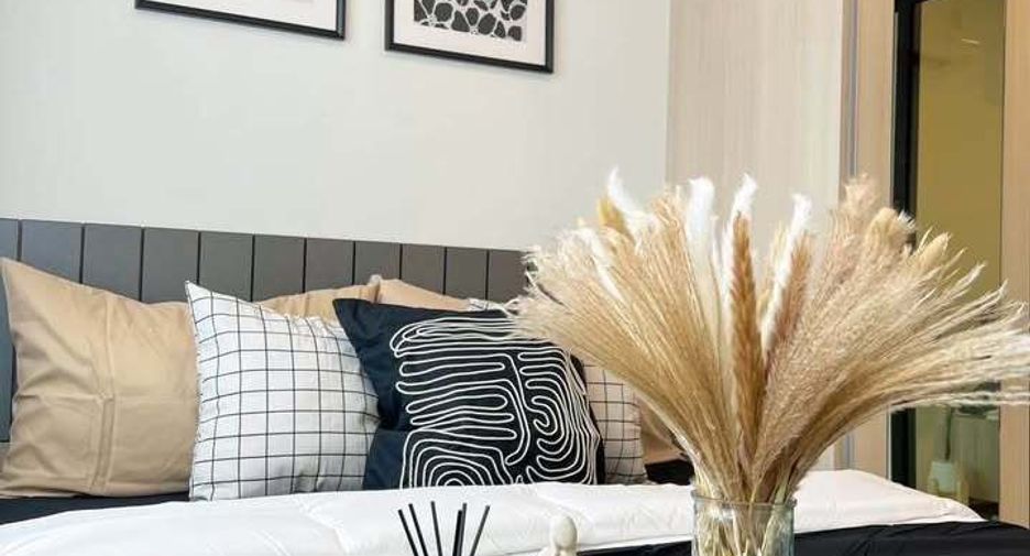 For rent 1 bed condo in Wang Thonglang, Bangkok