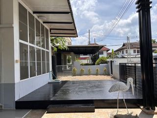For rent 4 bedrooms house in Saraphi, Chiang Mai