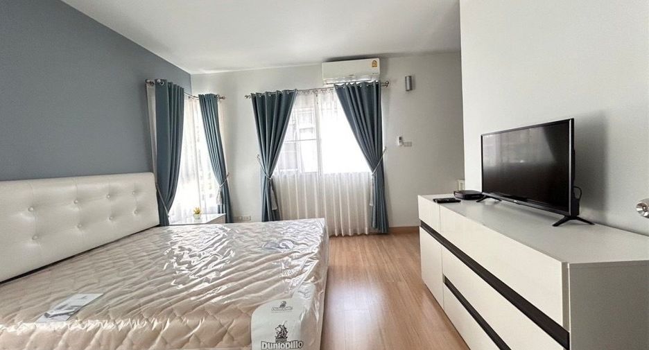 For rent 4 bedrooms house in Saraphi, Chiang Mai