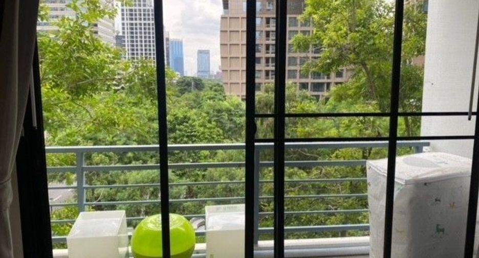 For rent 1 bed condo in Pathum Wan, Bangkok