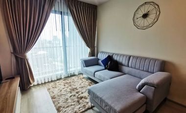 For rent 2 bedrooms condo in Pathum Wan, Bangkok