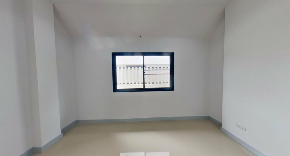 For sale 3 bedrooms house in Saraphi, Chiang Mai