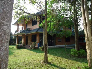 For sale 4 bedrooms house in Saraphi, Chiang Mai