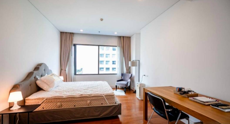 For sale and for rent 1 bed condo in Khlong Toei, Bangkok