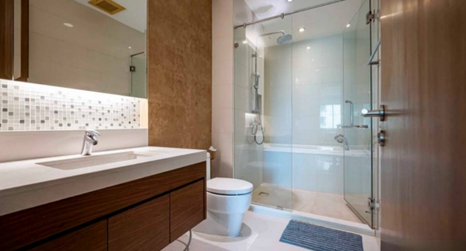 For sale and for rent 1 bed condo in Khlong Toei, Bangkok