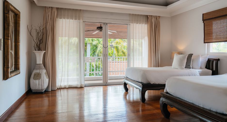 For sale 4 bedrooms villa in Ko Samui, Surat Thani